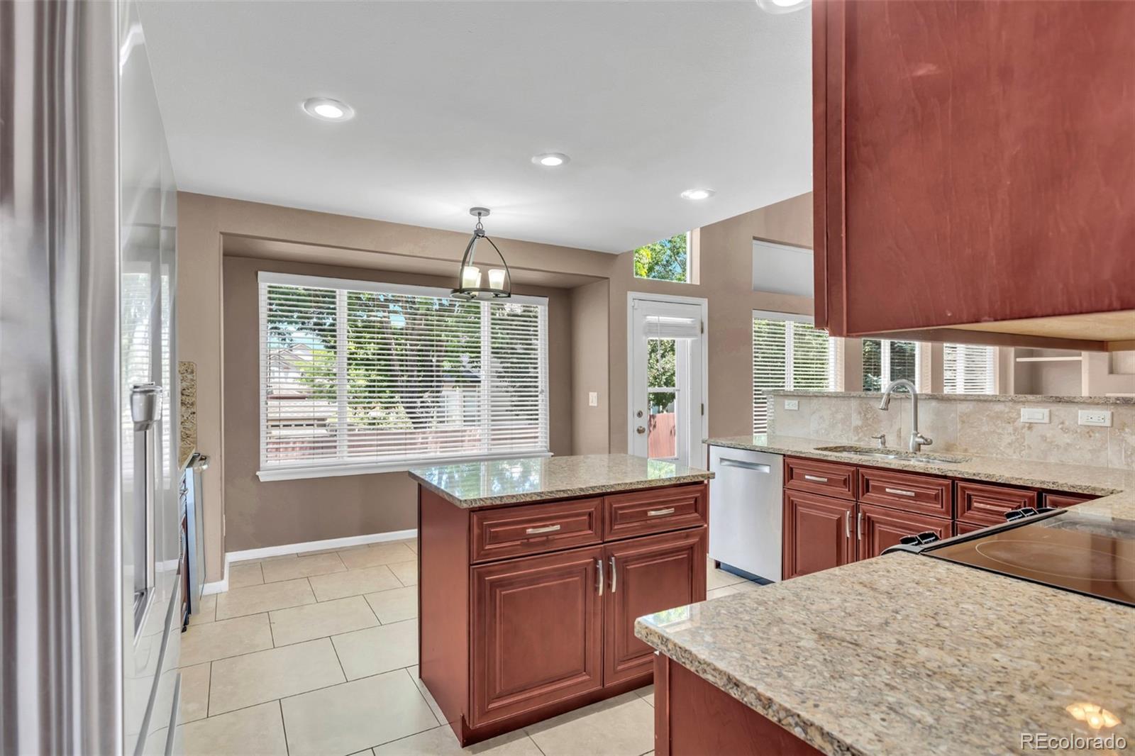 MLS Image #8 for 6096 s shawnee street,aurora, Colorado