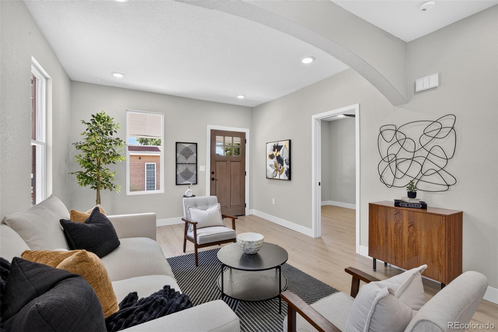 MLS Image #4 for 4432  lincoln street,denver, Colorado