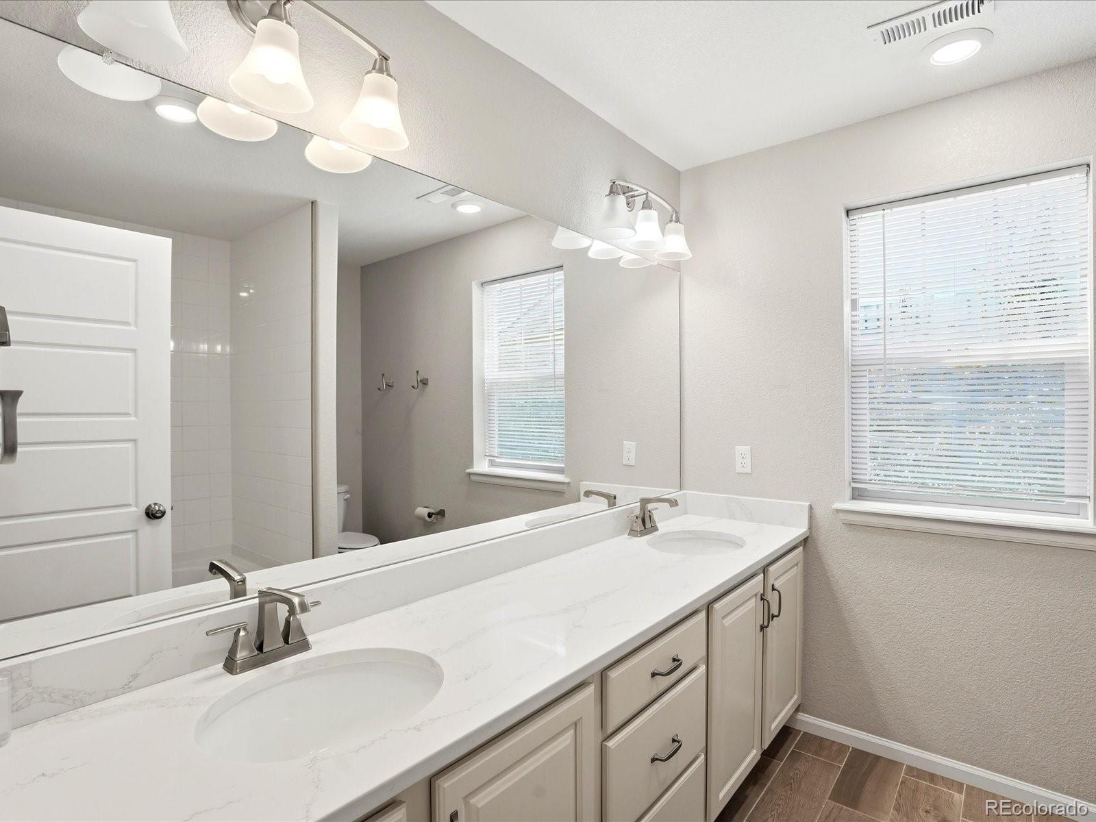 MLS Image #22 for 4984  malaya street,denver, Colorado