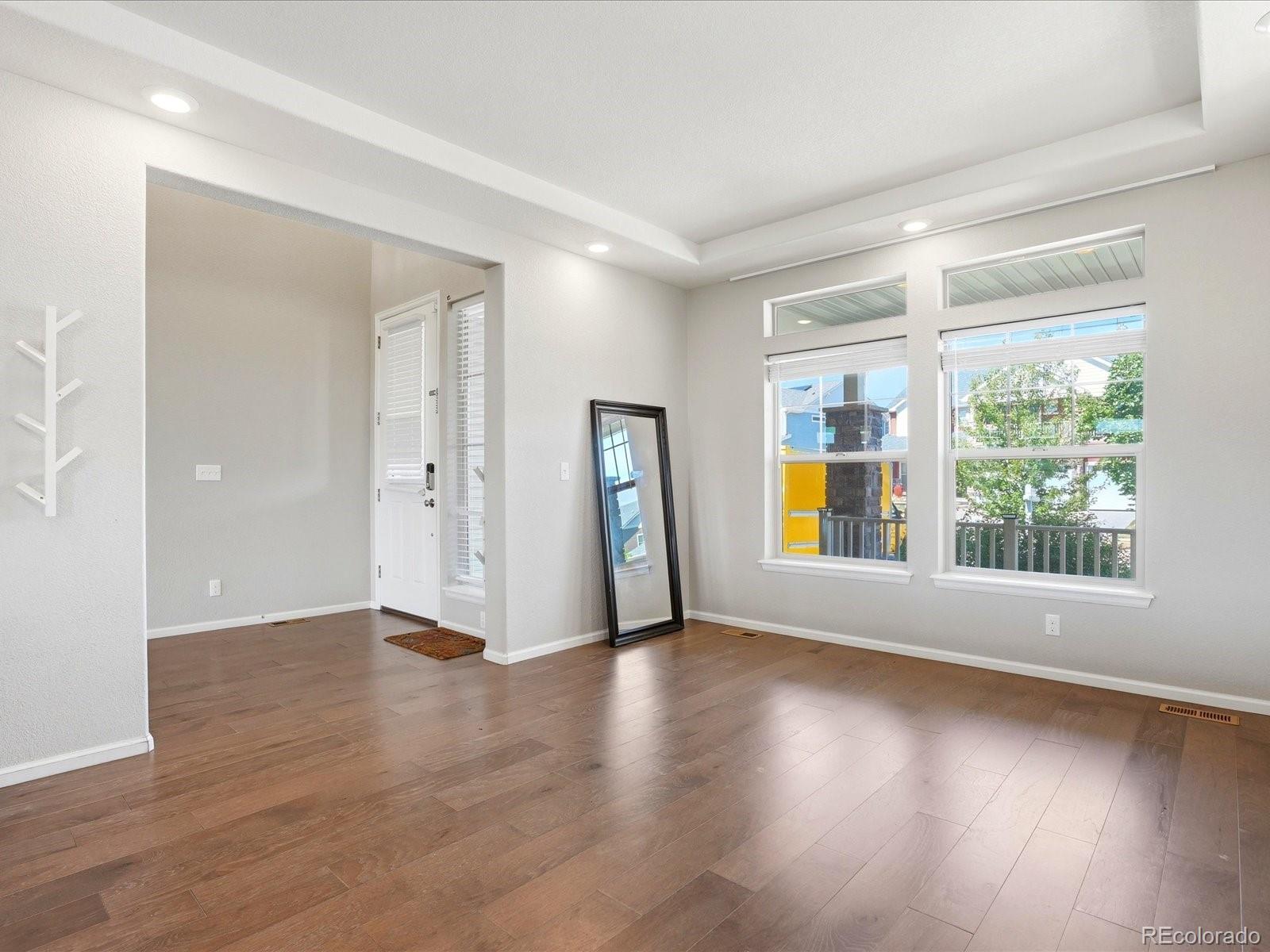 MLS Image #3 for 4984  malaya street,denver, Colorado