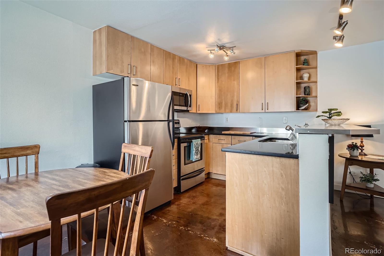 MLS Image #4 for 500 e 11th avenue 205,denver, Colorado