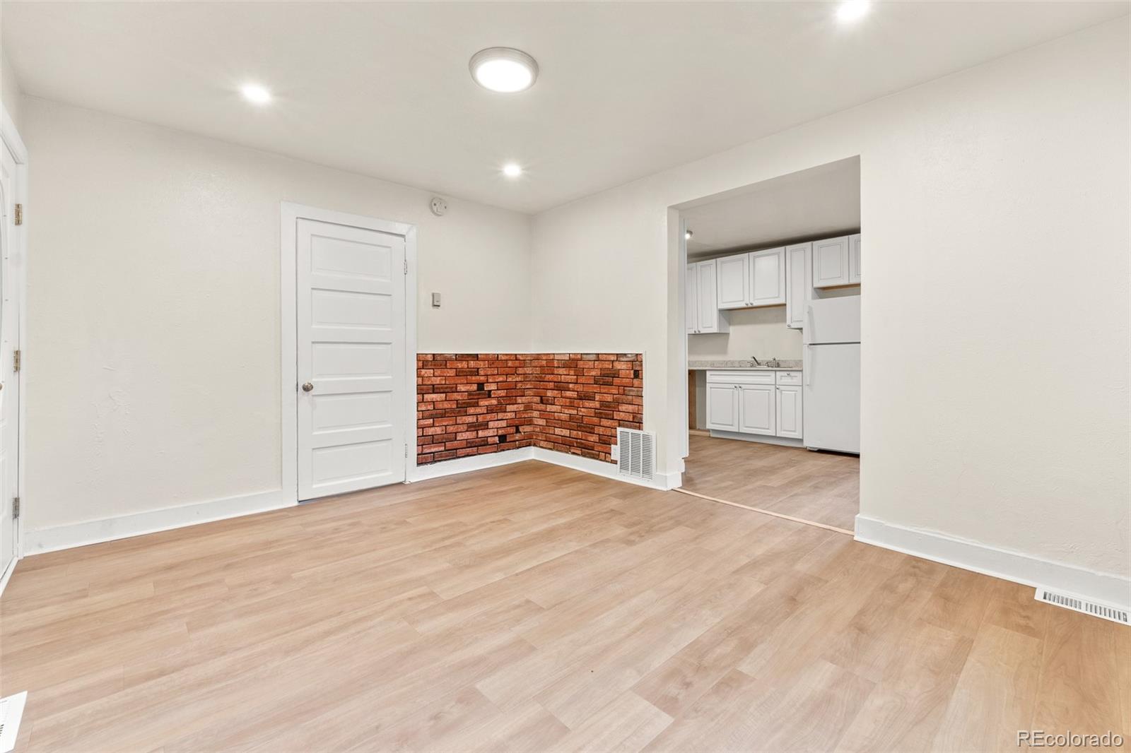 MLS Image #11 for 1272  ulster street,denver, Colorado