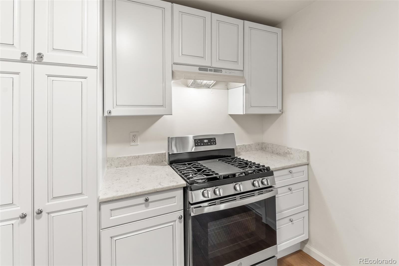 MLS Image #22 for 1272  ulster street,denver, Colorado