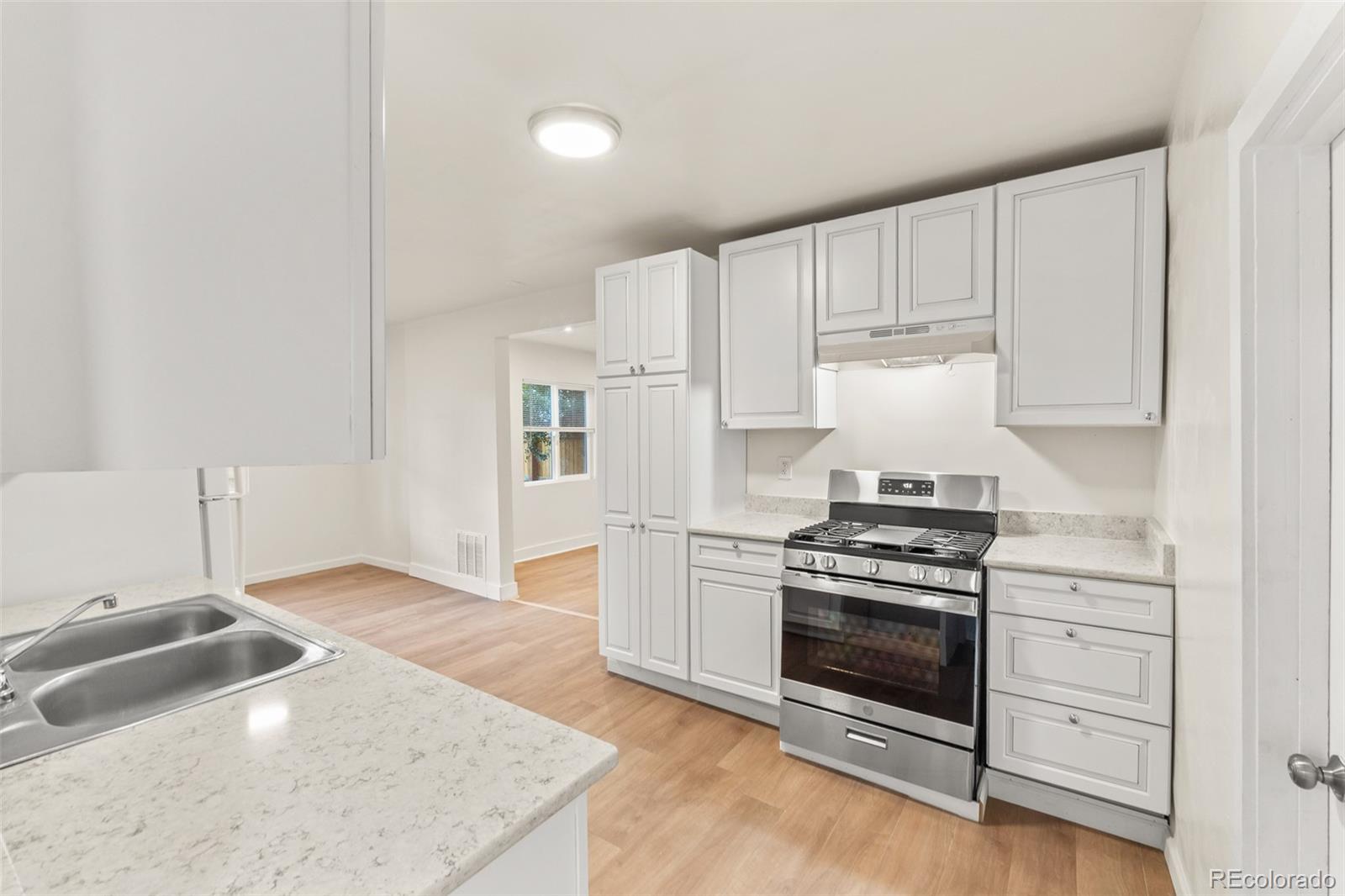 MLS Image #24 for 1272  ulster street,denver, Colorado