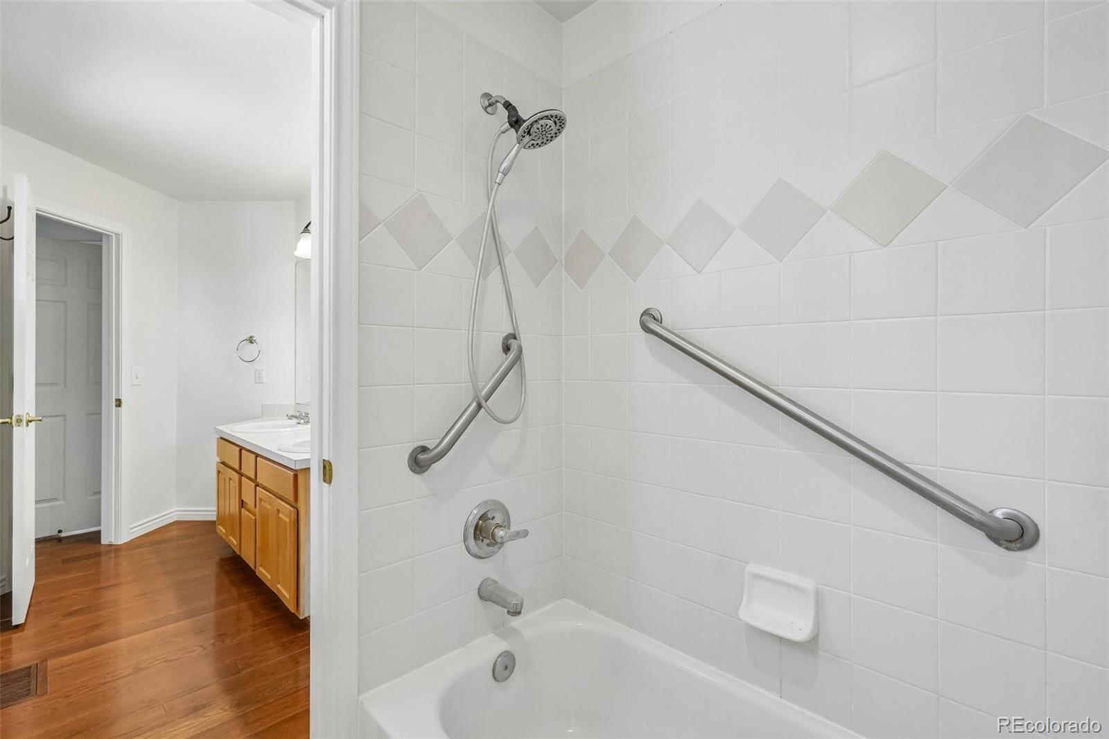 MLS Image #37 for 14890 e maplewood drive,aurora, Colorado