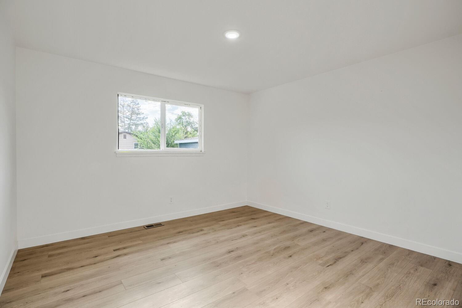 MLS Image #14 for 2615 s laredo court,aurora, Colorado