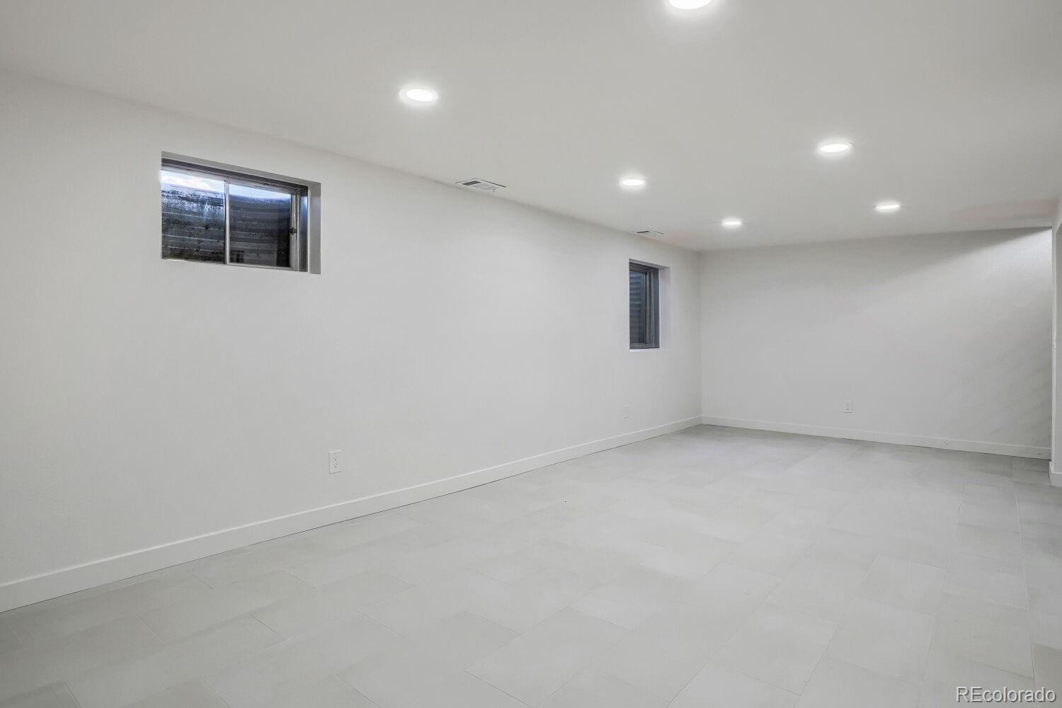 MLS Image #18 for 2615 s laredo court,aurora, Colorado