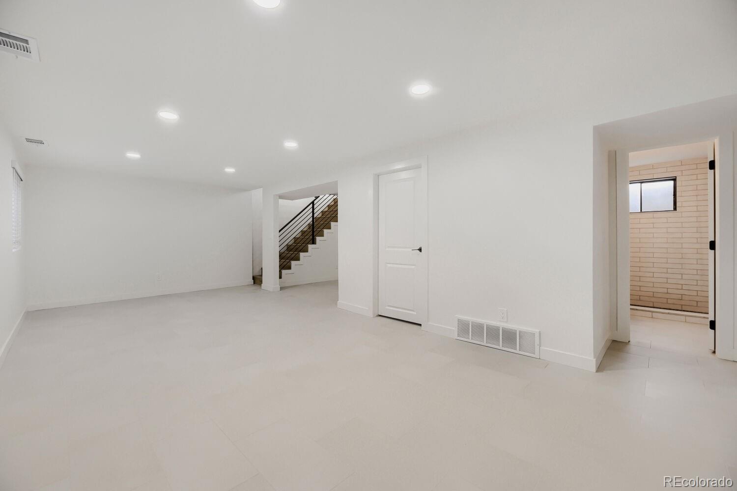MLS Image #22 for 2615 s laredo court,aurora, Colorado