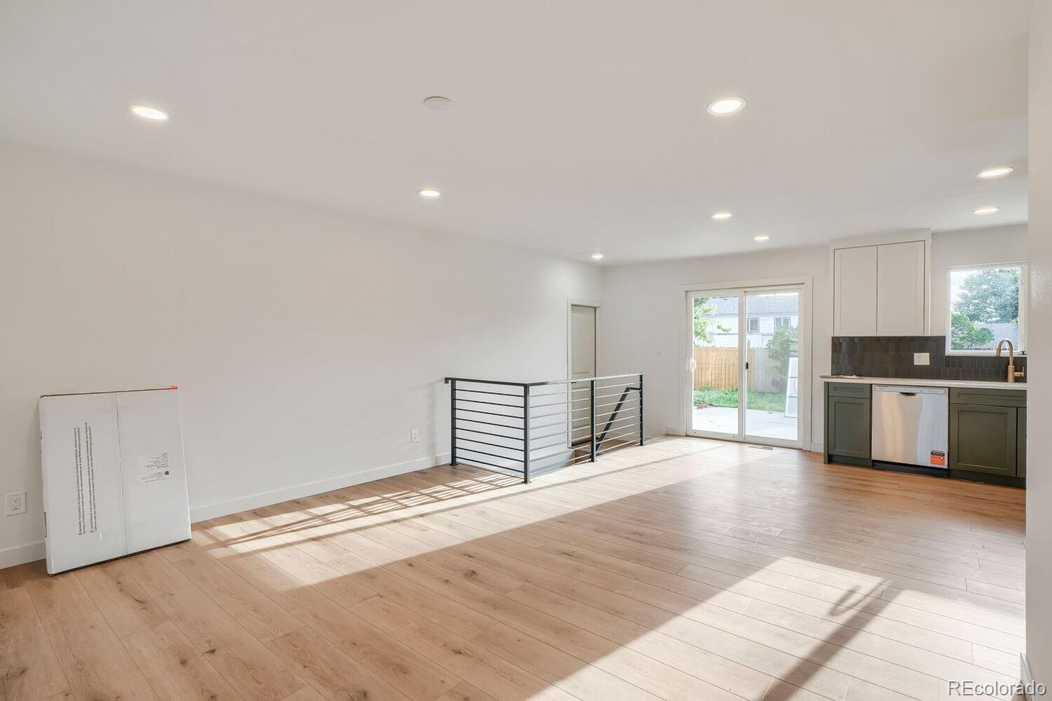 MLS Image #5 for 2615 s laredo court,aurora, Colorado