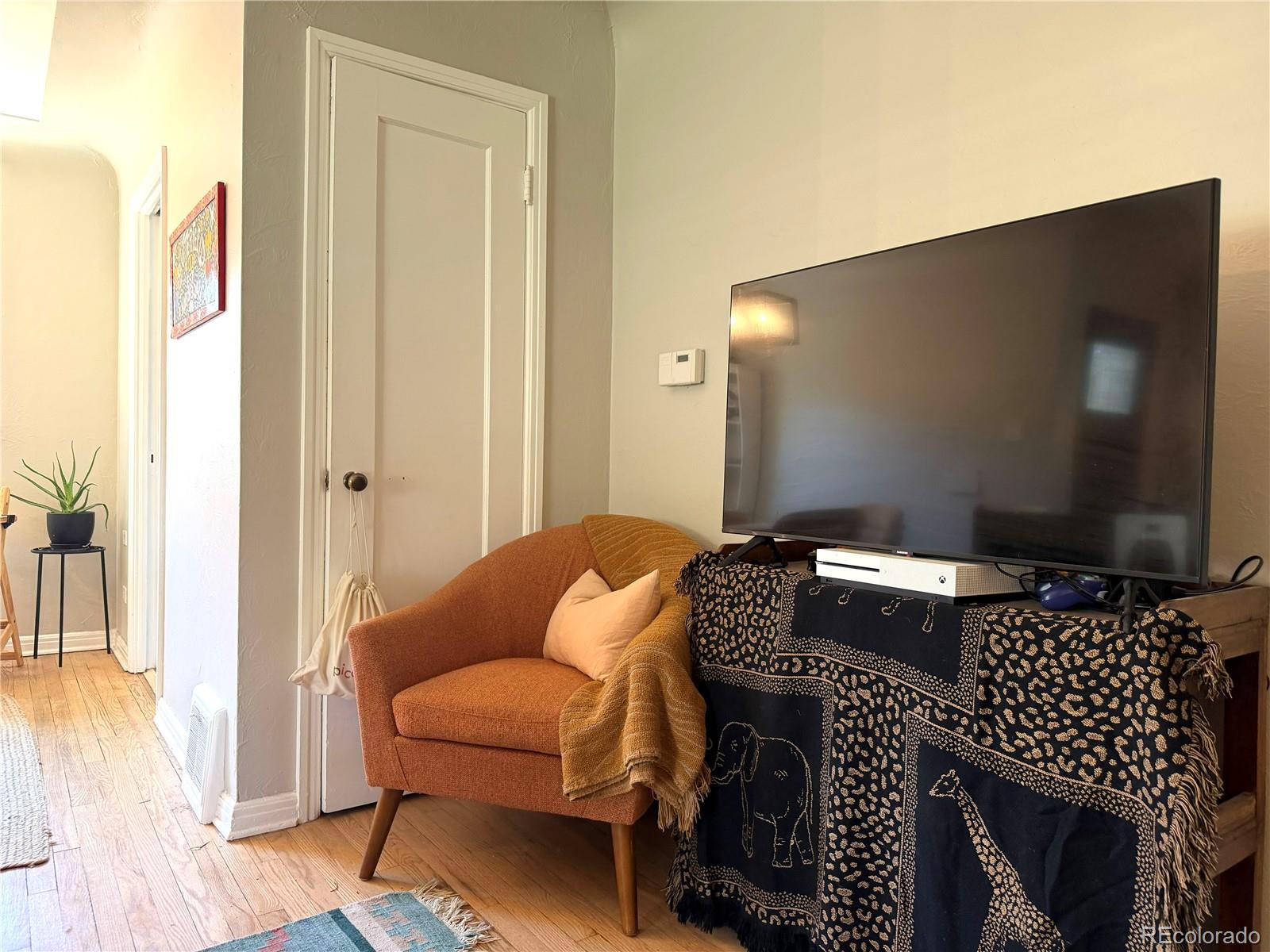 MLS Image #3 for 2021  olive street,denver, Colorado