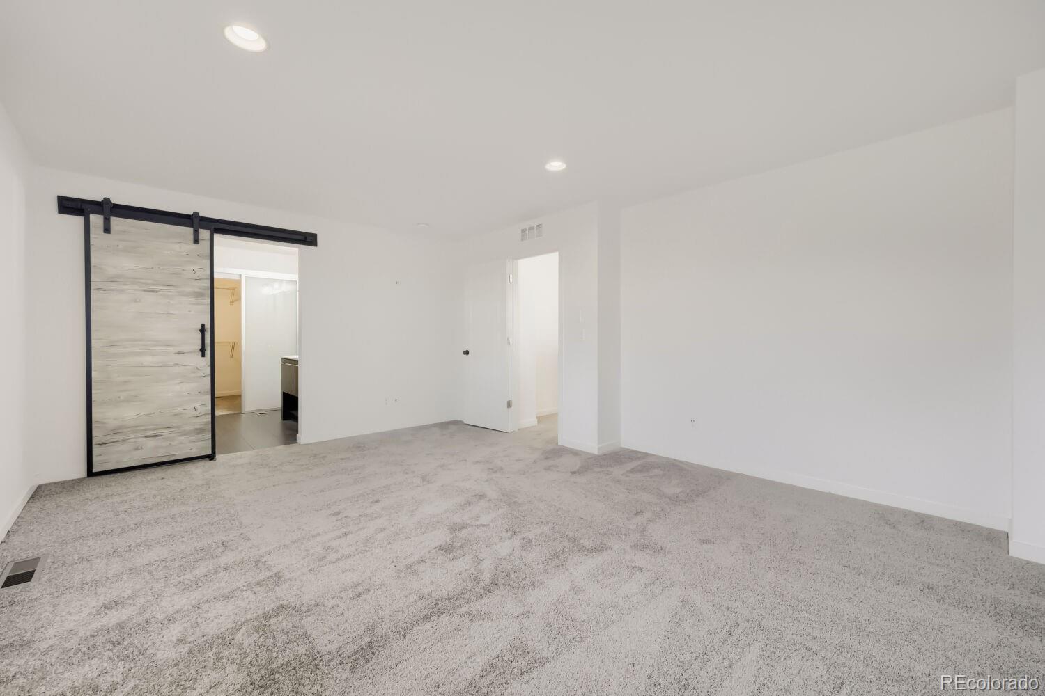 MLS Image #13 for 10836  truckee circle,commerce city, Colorado