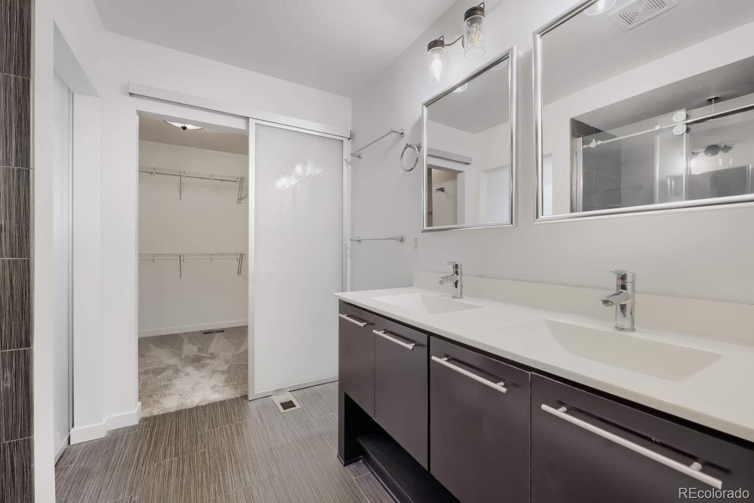 MLS Image #15 for 10836  truckee circle,commerce city, Colorado
