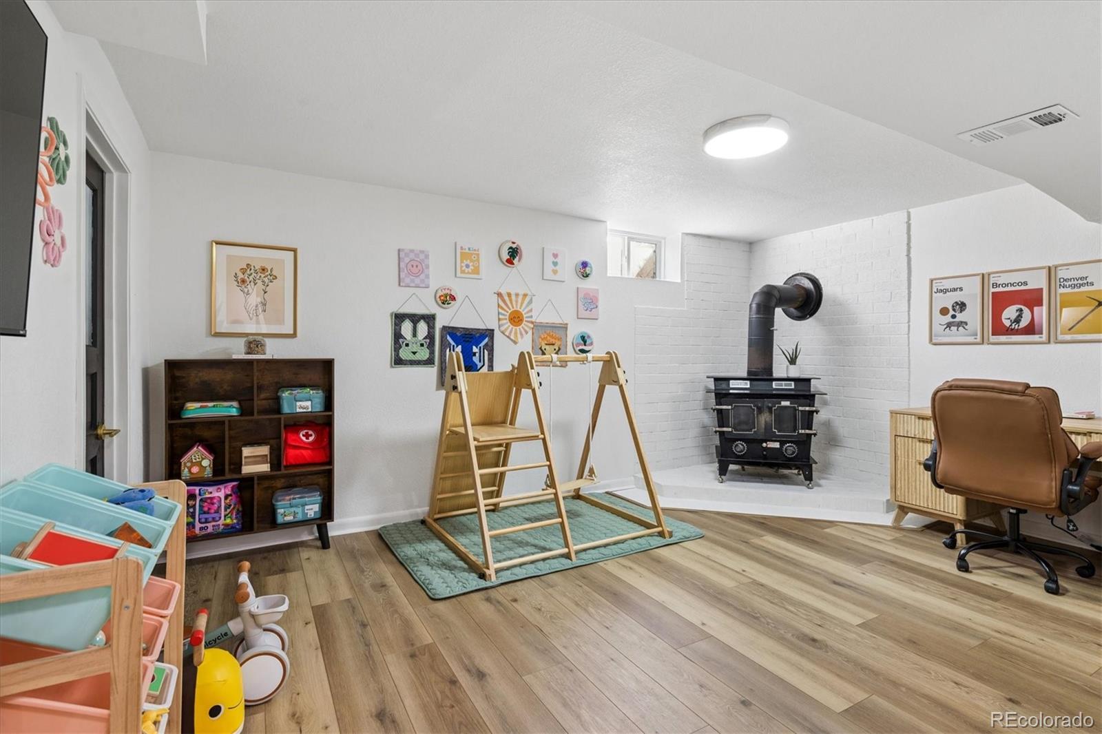 MLS Image #15 for 3696  magnolia street,denver, Colorado