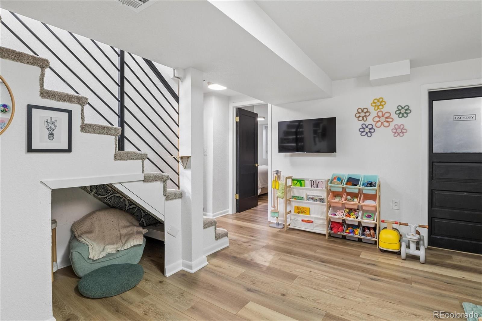 MLS Image #17 for 3696  magnolia street,denver, Colorado