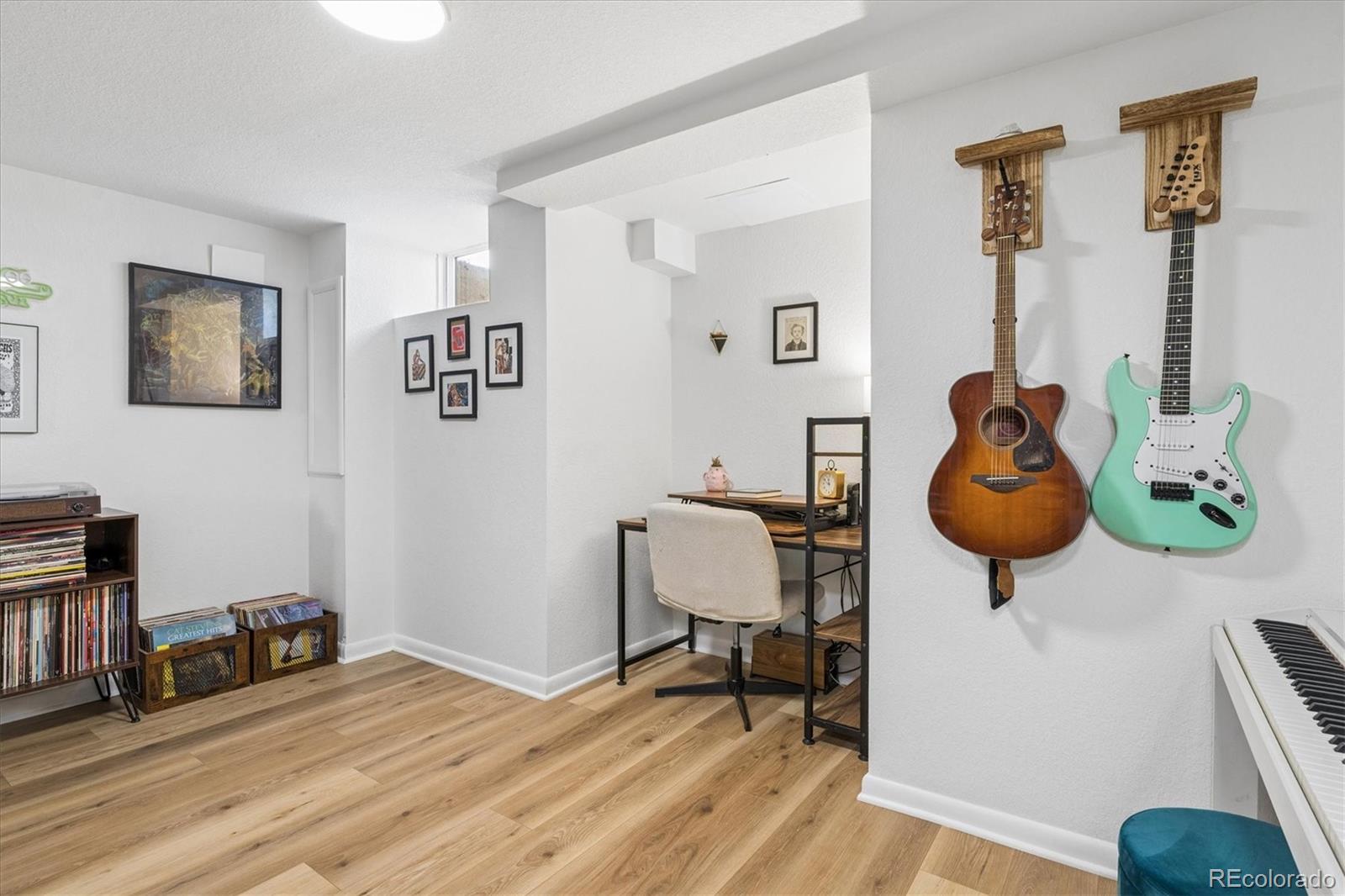 MLS Image #18 for 3696  magnolia street,denver, Colorado