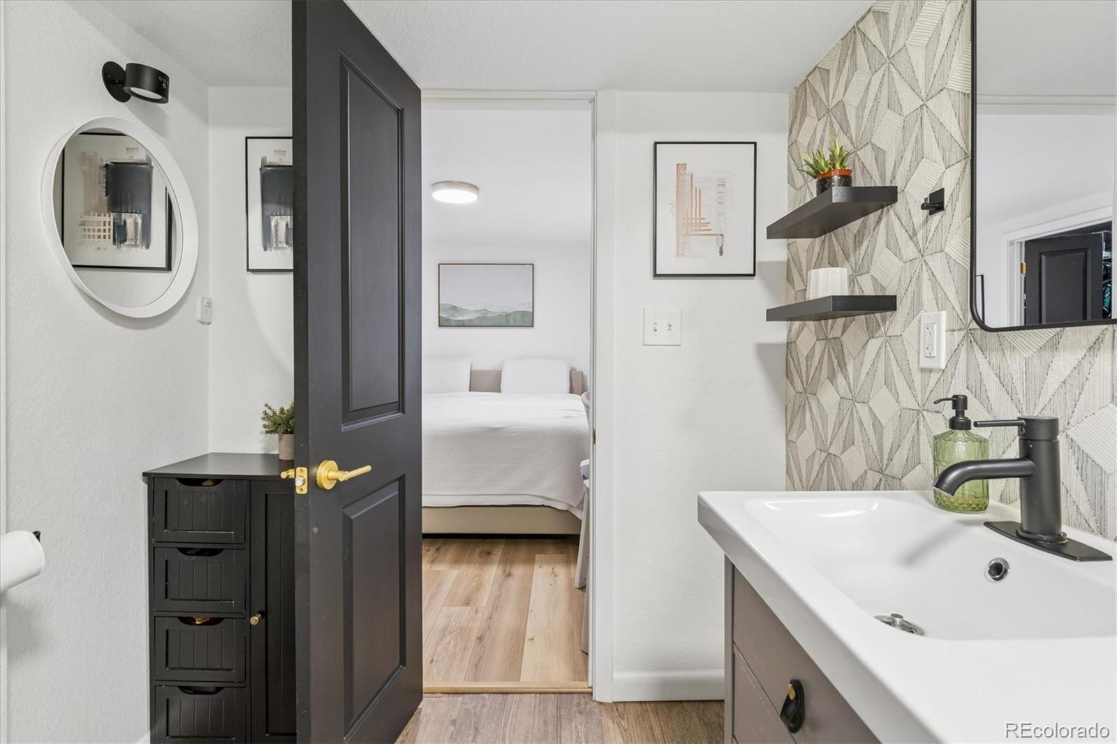 MLS Image #22 for 3696  magnolia street,denver, Colorado