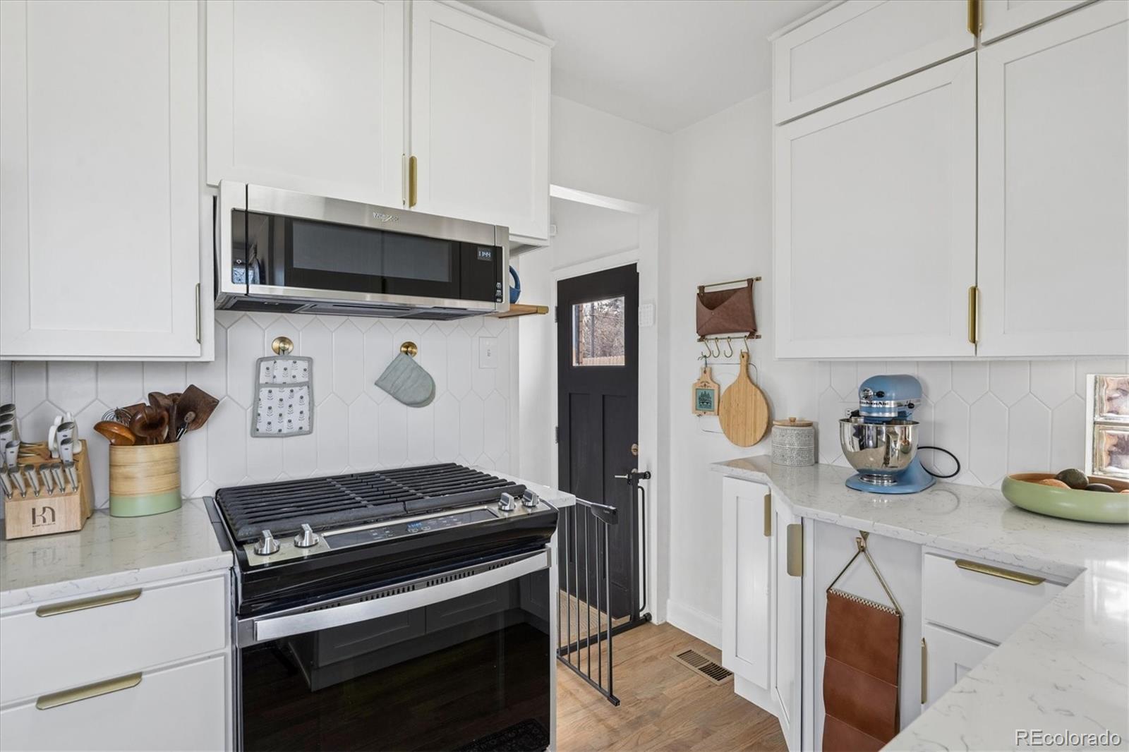 MLS Image #8 for 3696  magnolia street,denver, Colorado