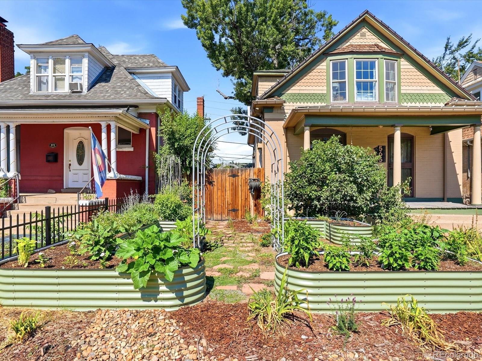 MLS Image #2 for 565 s lincoln street,denver, Colorado