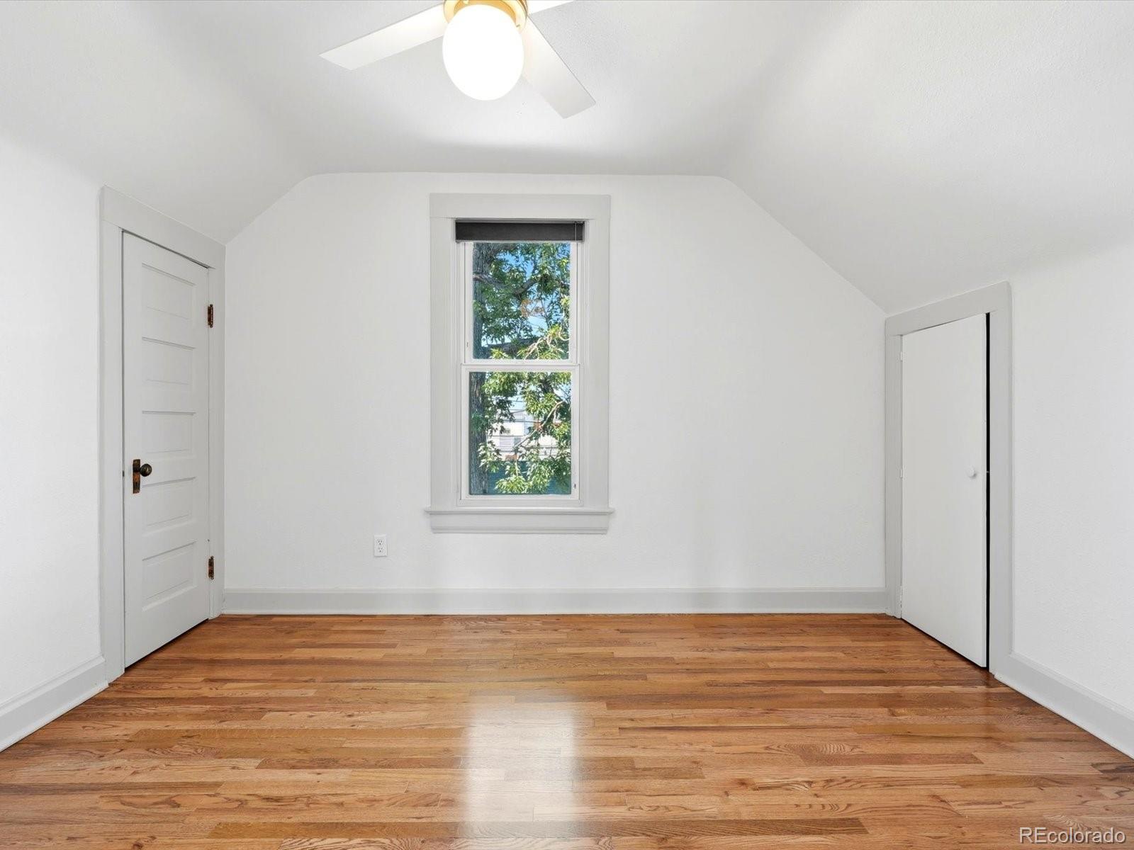 MLS Image #27 for 565 s lincoln street,denver, Colorado
