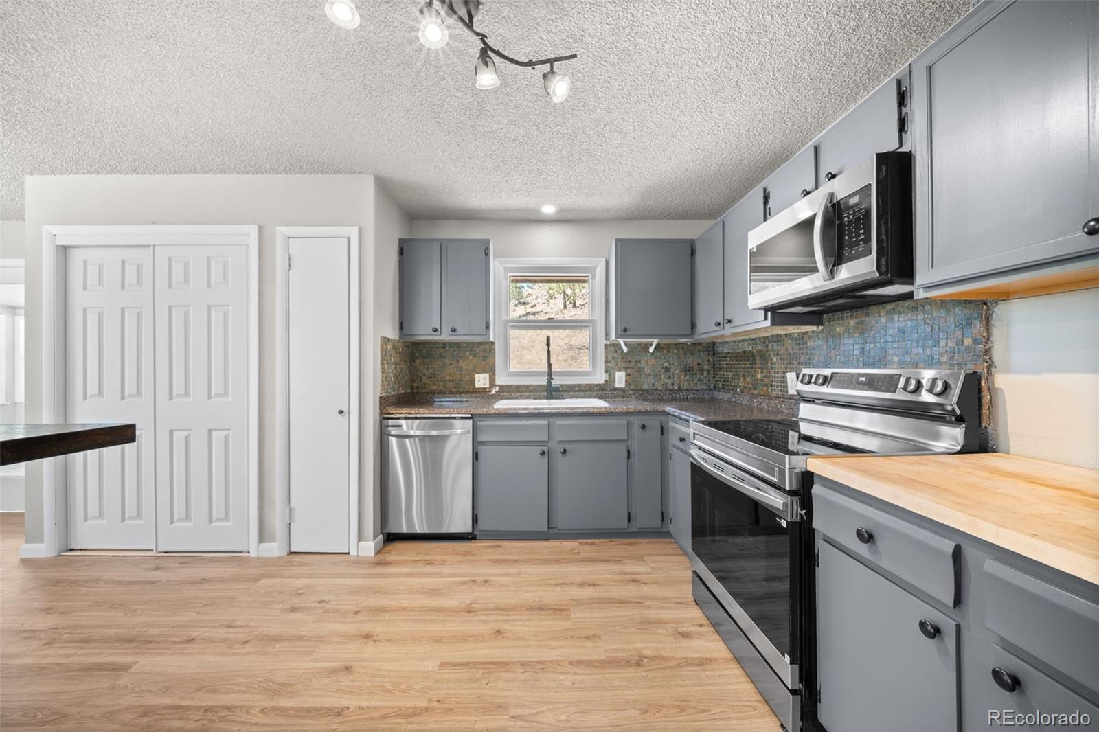 MLS Image #10 for 841  plateau drive,guffey, Colorado