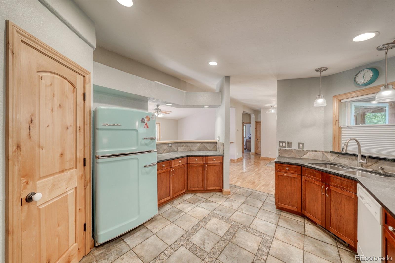 MLS Image #10 for 37  comstock court,leadville, Colorado