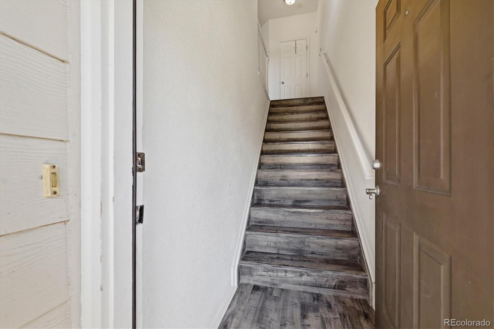 MLS Image #5 for 1509 s florence court,aurora, Colorado
