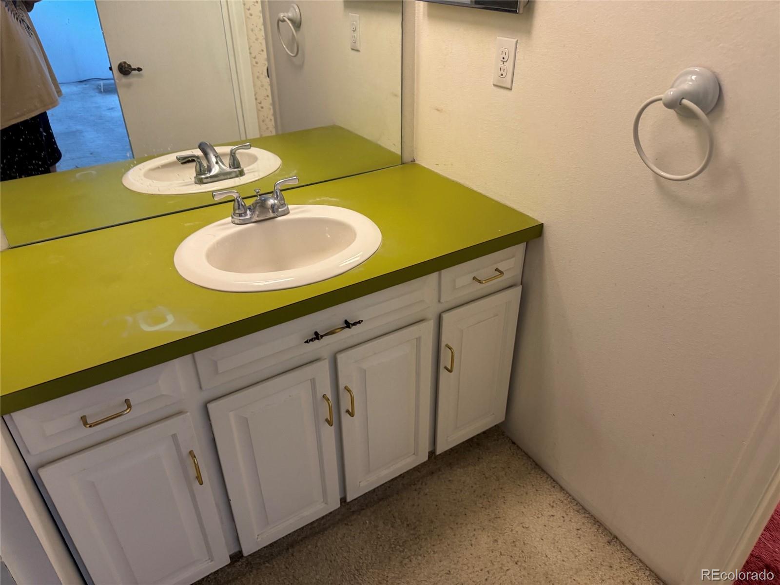 MLS Image #8 for 2994 s parker court,aurora, Colorado