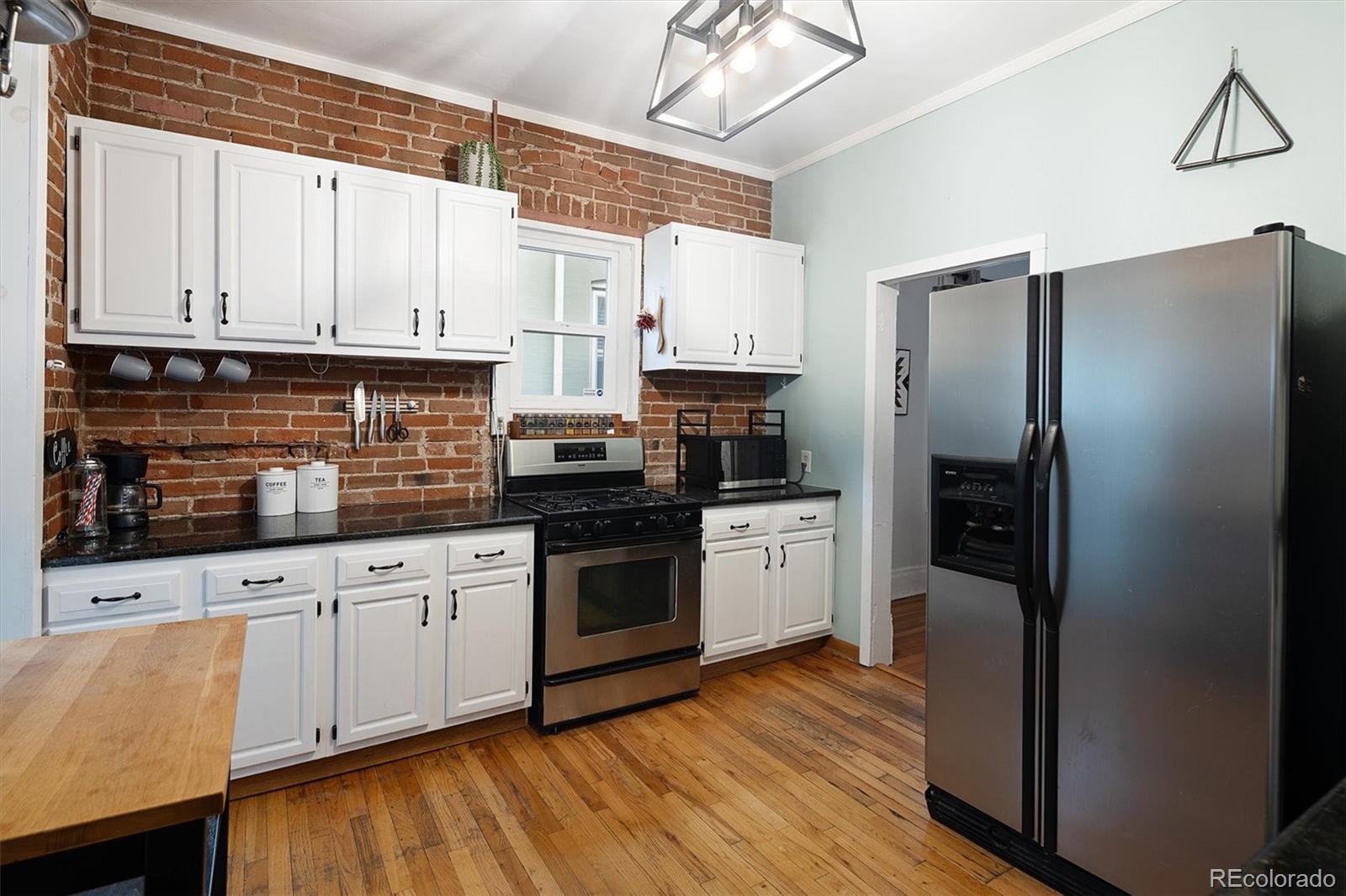 MLS Image #25 for 940 s logan street,denver, Colorado