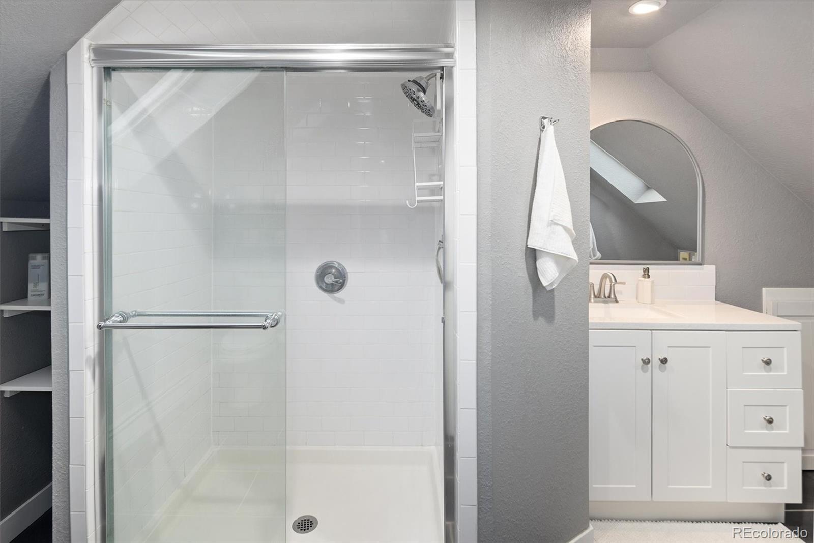 MLS Image #34 for 940 s logan street,denver, Colorado