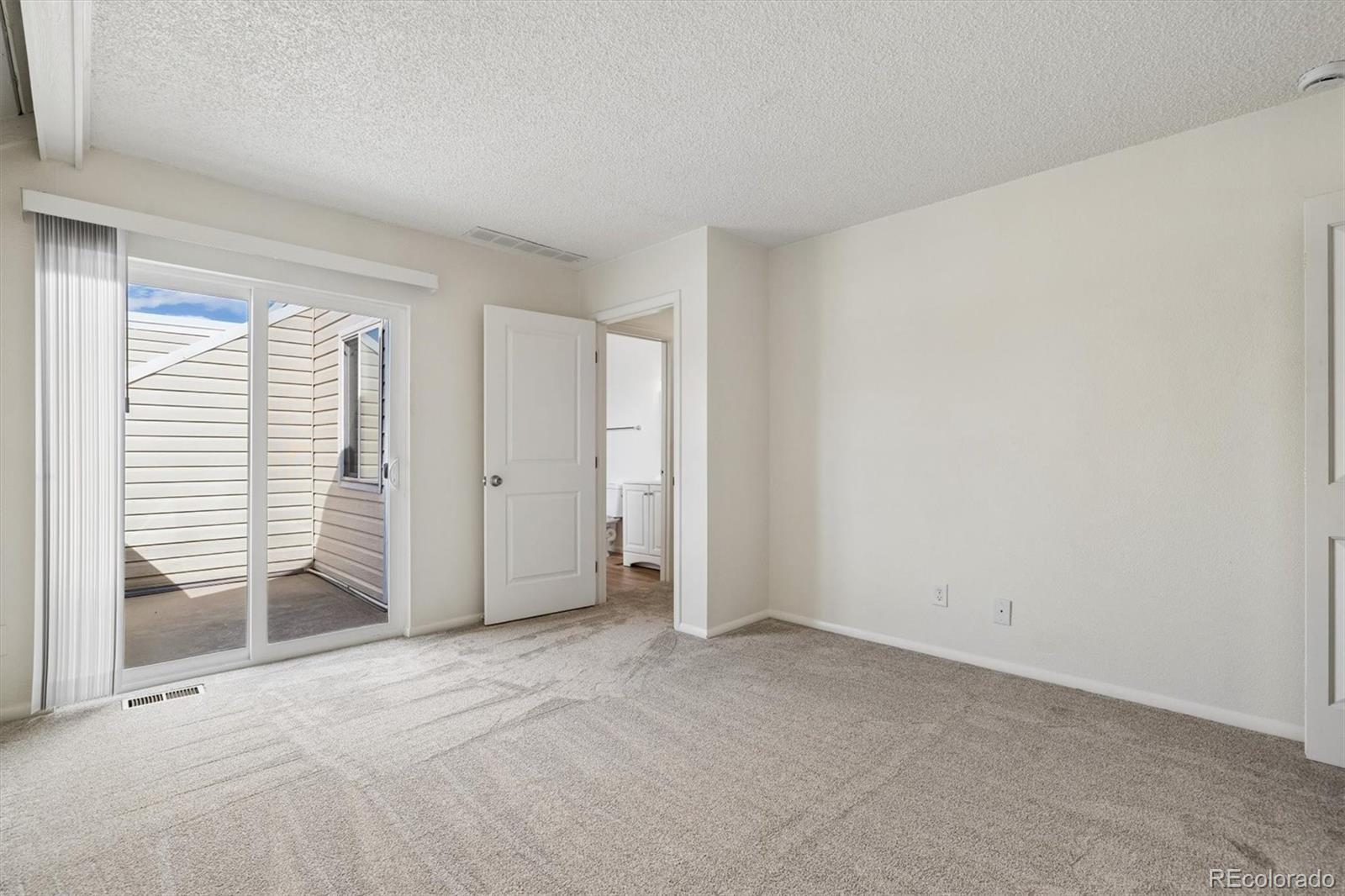 MLS Image #11 for 13651 e yale avenue d,aurora, Colorado