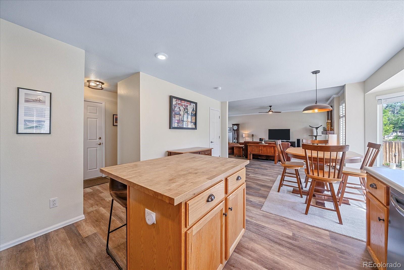 MLS Image #10 for 19130 e ithaca drive,aurora, Colorado