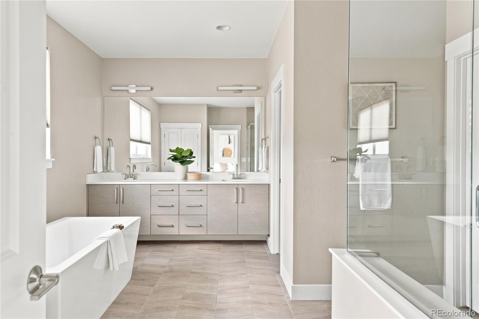 MLS Image #20 for 5692  zuni court,denver, Colorado