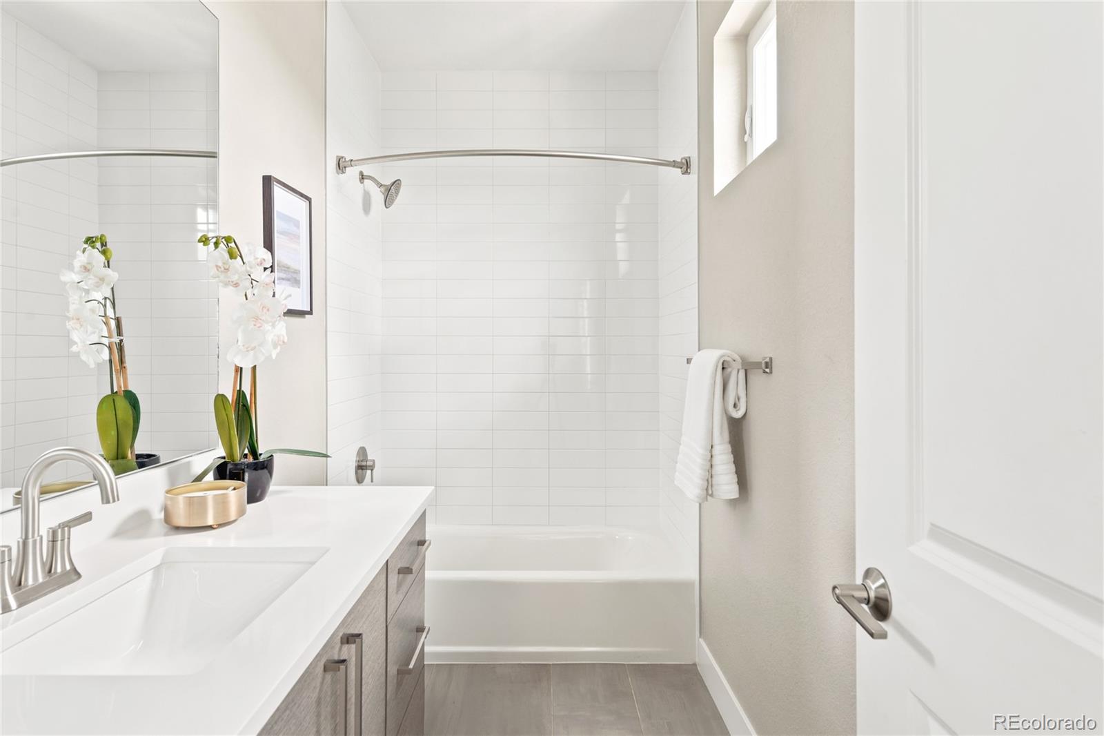 MLS Image #28 for 5692  zuni court,denver, Colorado
