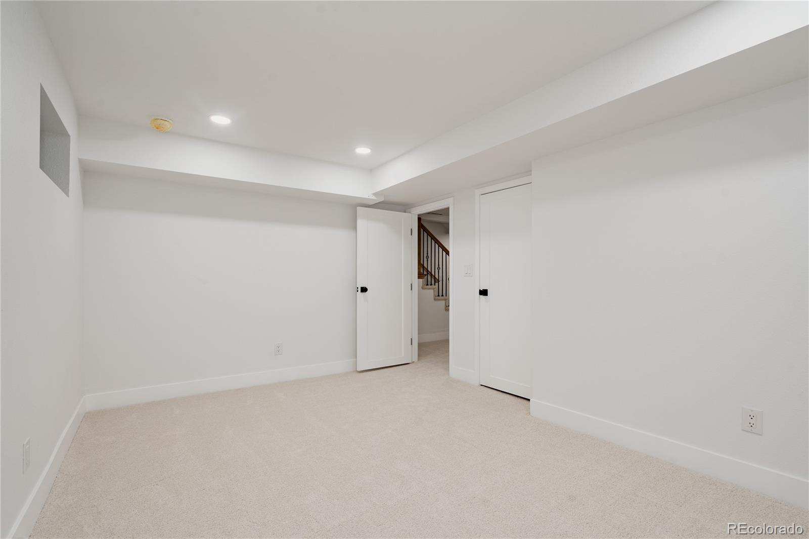 MLS Image #42 for 4675 s yosemite street,denver, Colorado