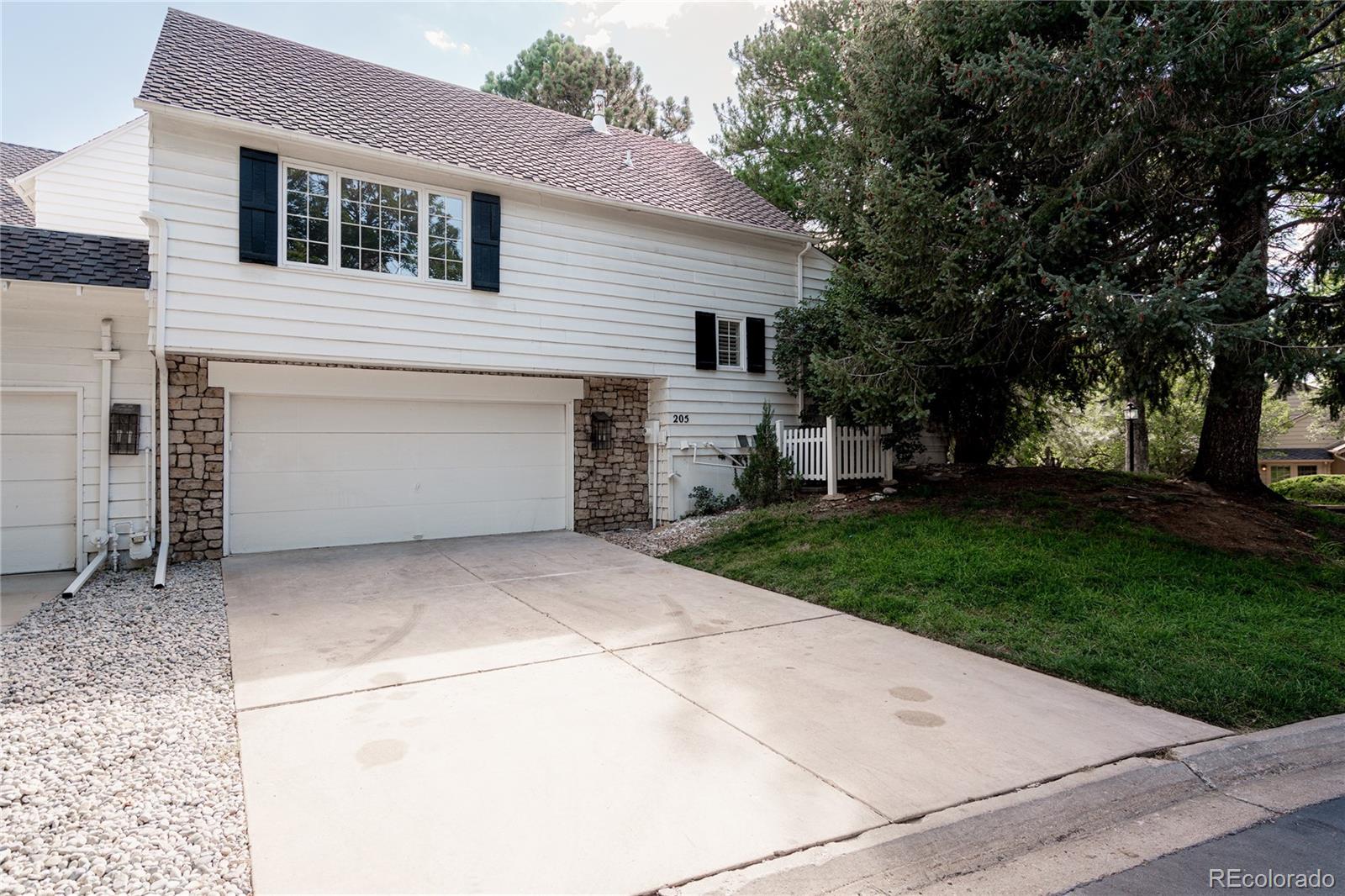 MLS Image #46 for 4675 s yosemite street,denver, Colorado