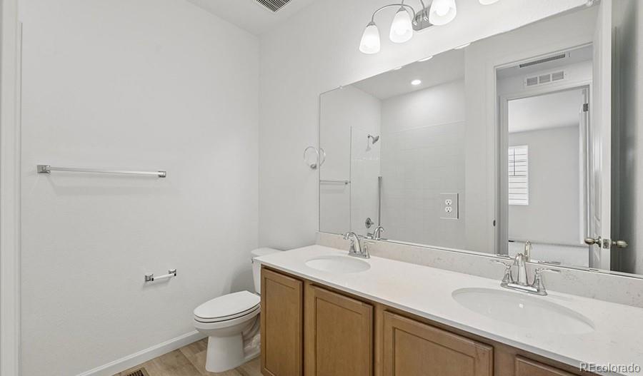 MLS Image #14 for 3922 n haleyville street,aurora, Colorado