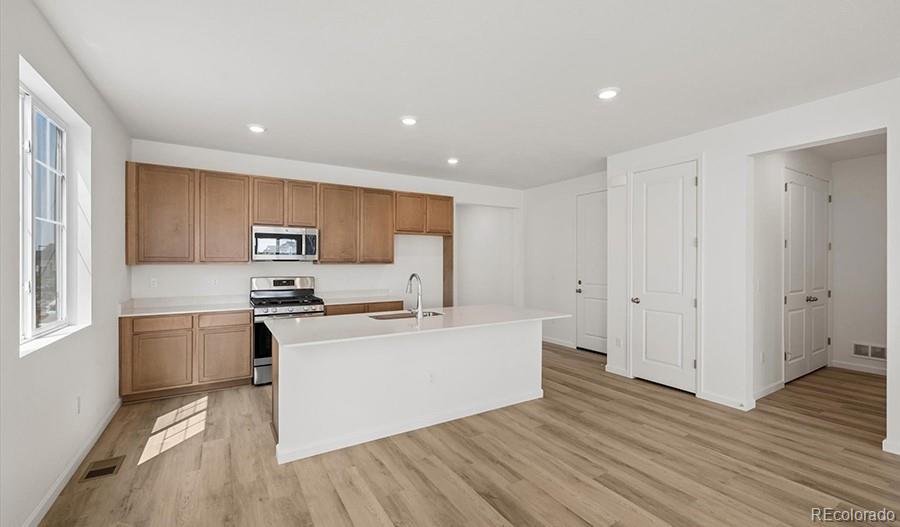 MLS Image #4 for 3922 n haleyville street,aurora, Colorado