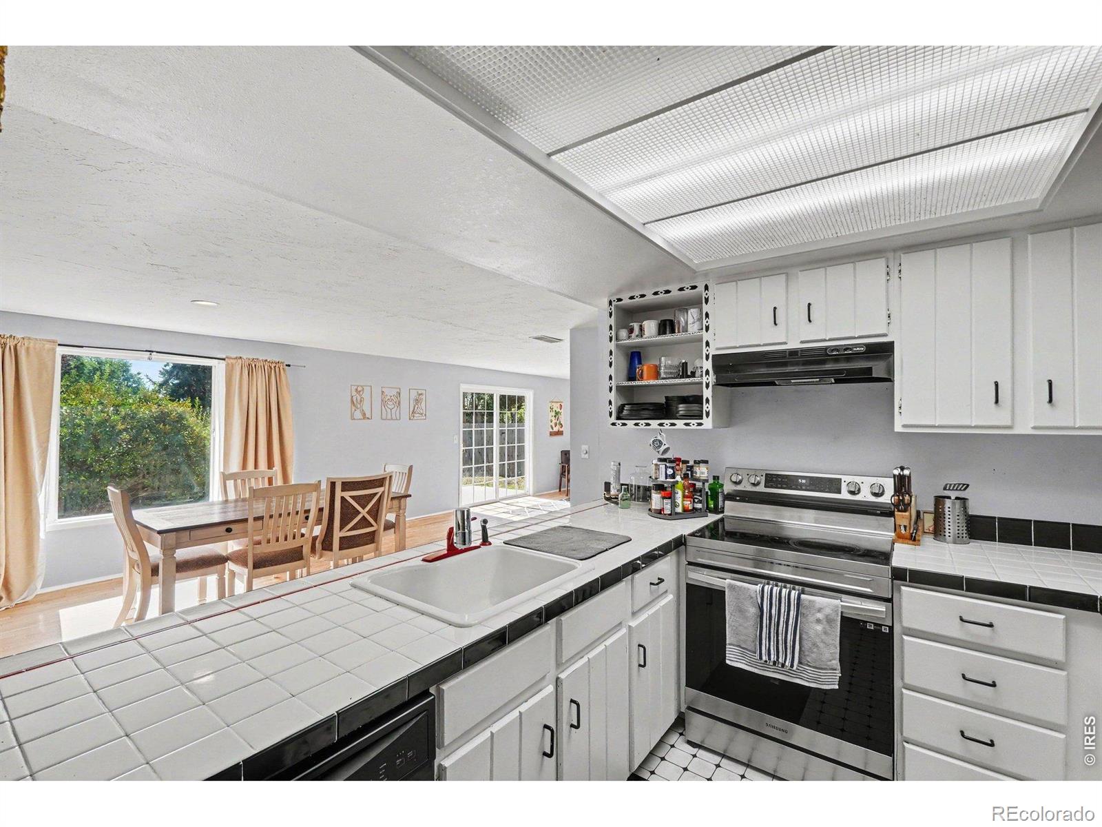 MLS Image #6 for 2228  firstview drive,loveland, Colorado
