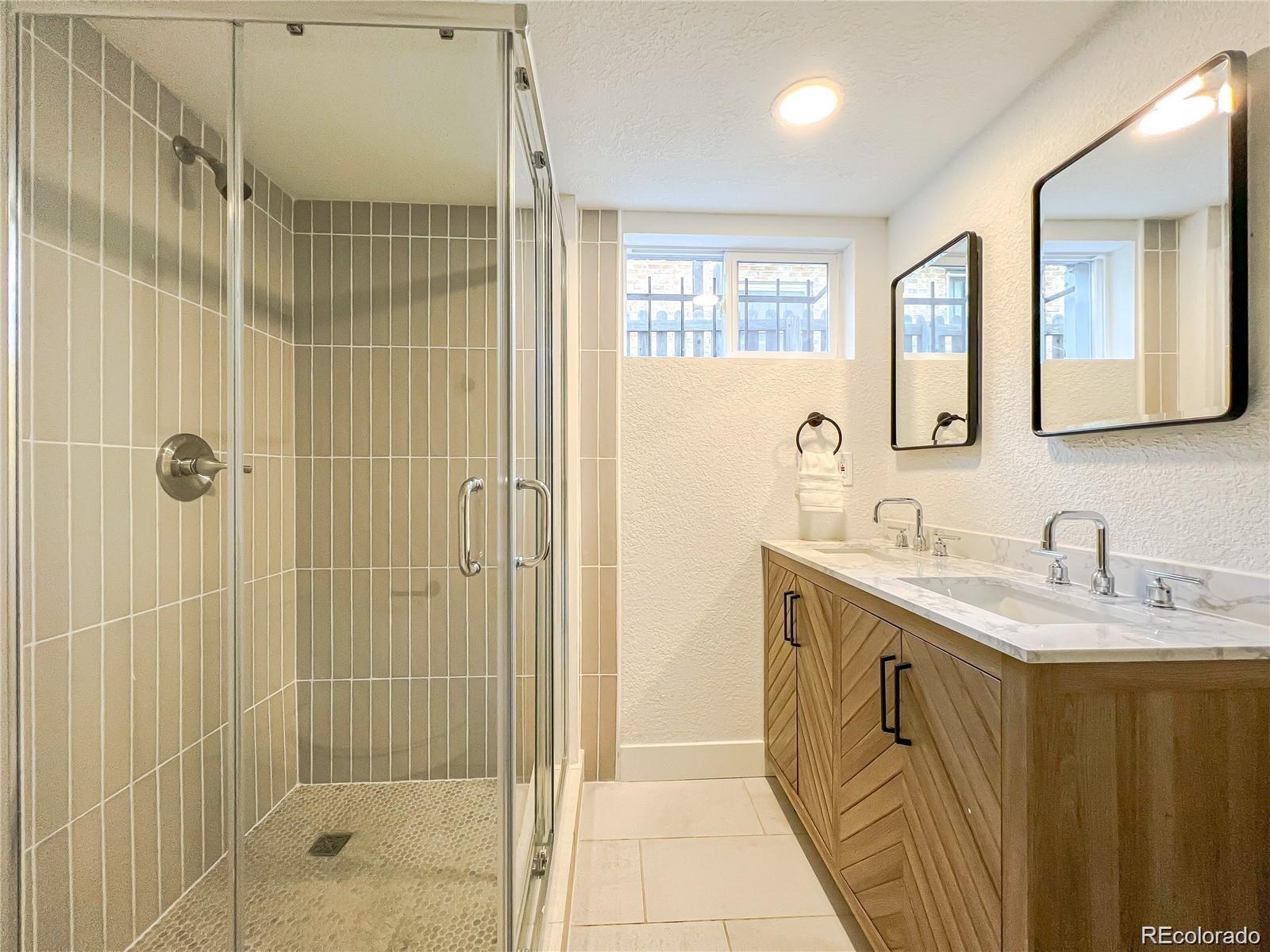 MLS Image #22 for 4545  batavia place,denver, Colorado