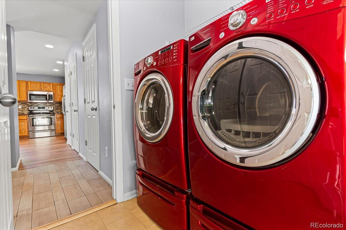 MLS Image #10 for 7976 s kittredge street,englewood, Colorado