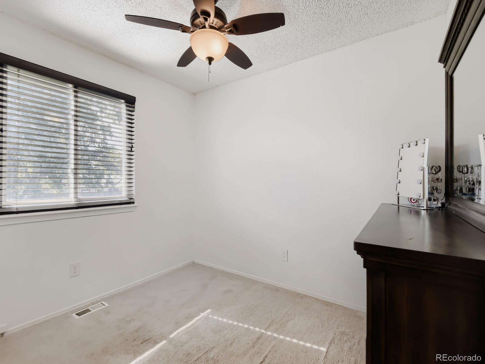 MLS Image #24 for 4942 s rifle court,aurora, Colorado
