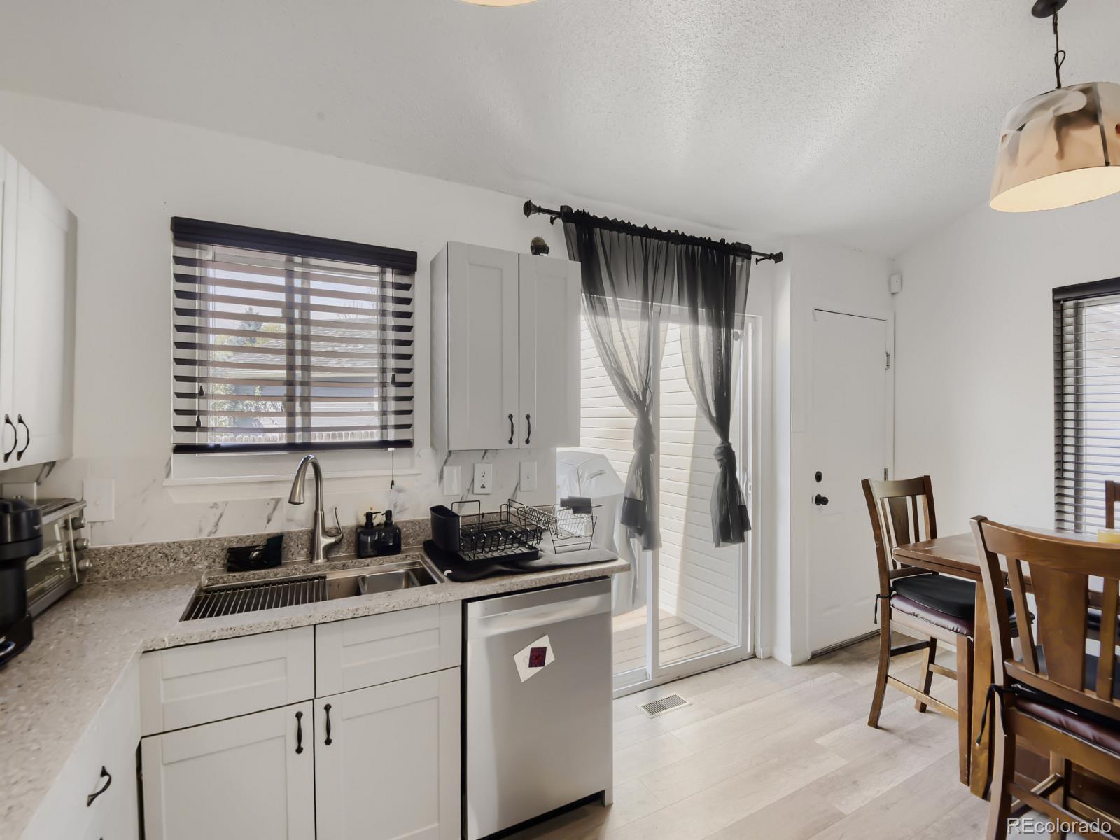 MLS Image #3 for 4942 s rifle court,aurora, Colorado
