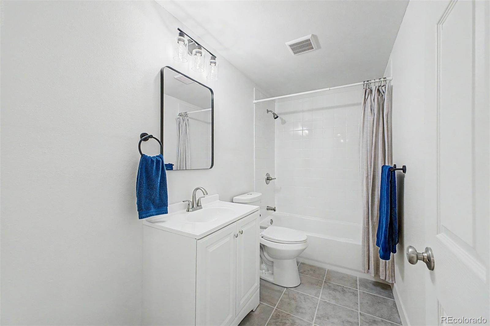 MLS Image #30 for 1793  vantage parkway,berthoud, Colorado