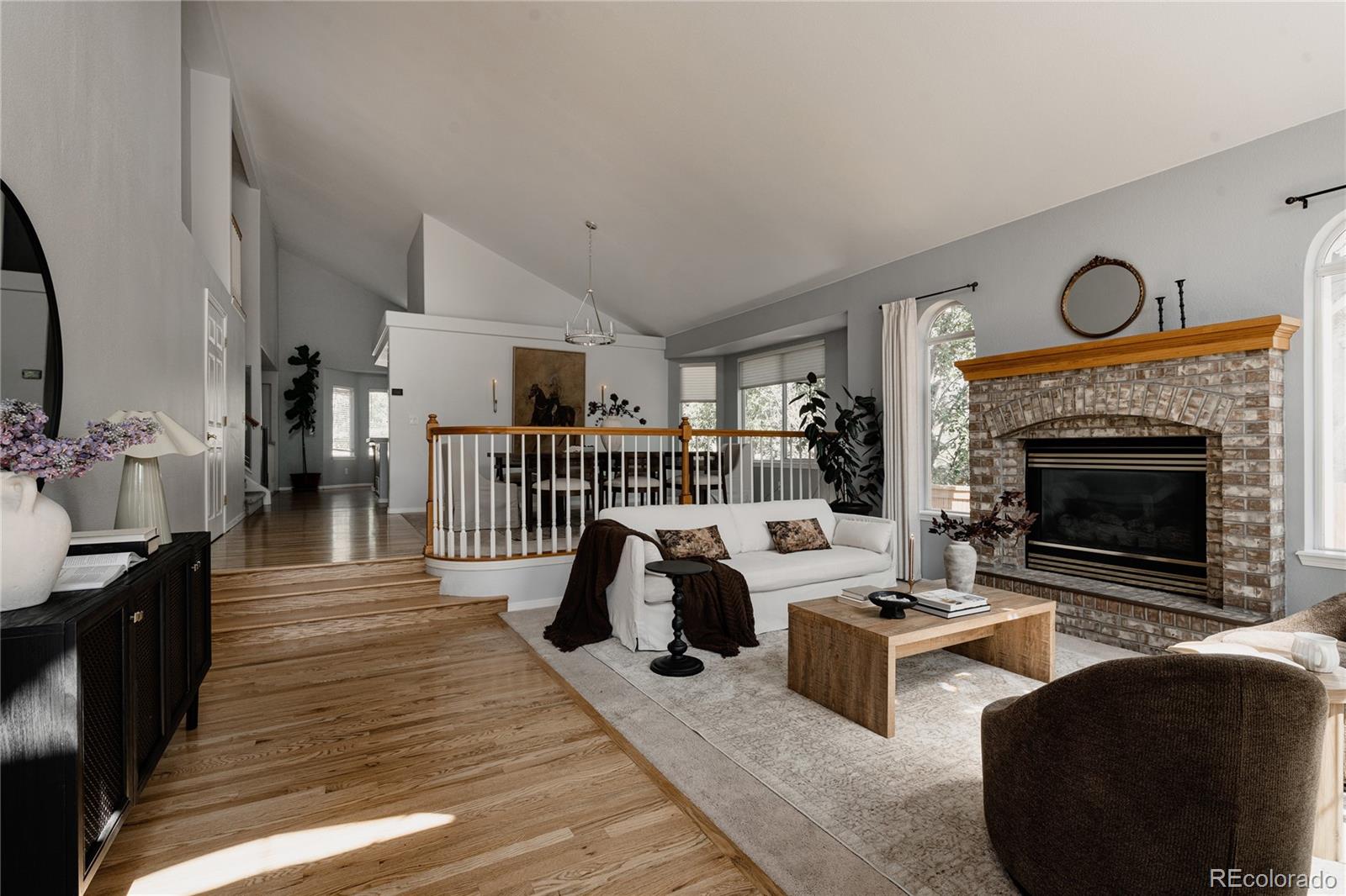 MLS Image #2 for 10011  oak leaf way,littleton, Colorado