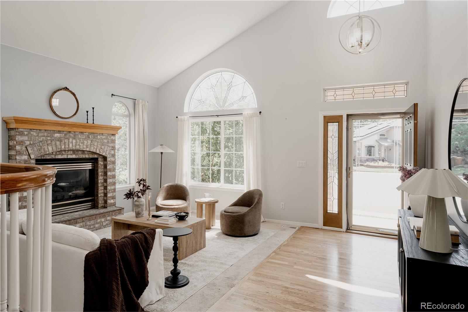 MLS Image #4 for 10011  oak leaf way,littleton, Colorado