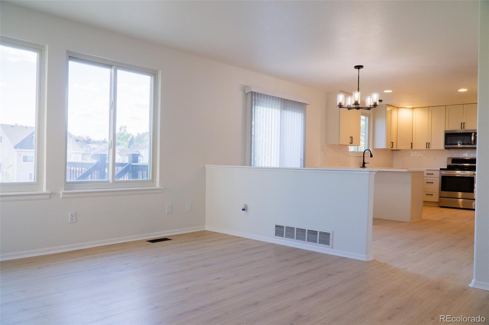 MLS Image #10 for 21878 e powers drive,aurora, Colorado
