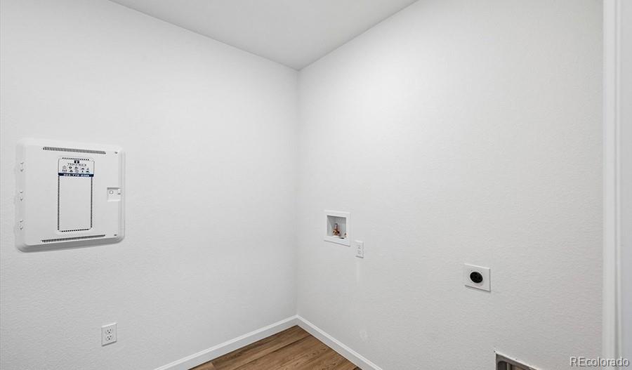 MLS Image #17 for 3932 n haleyville street,aurora, Colorado