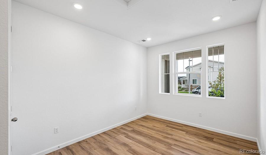 MLS Image #2 for 3932 n haleyville street,aurora, Colorado