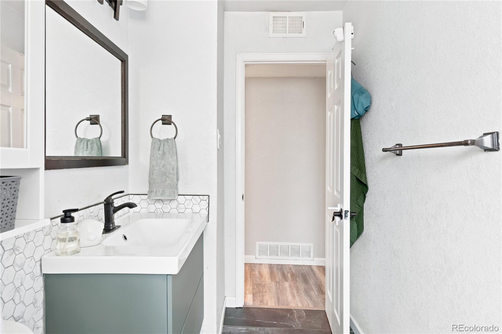 MLS Image #12 for 1200  yost street,aurora, Colorado