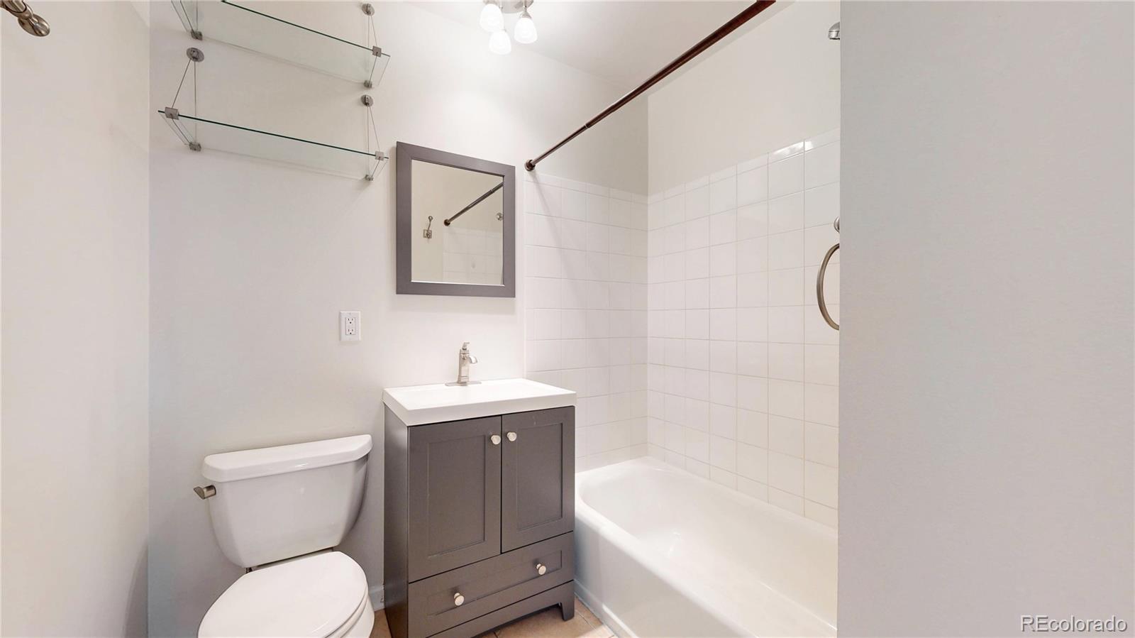 MLS Image #17 for 6650 e harvard avenue,denver, Colorado